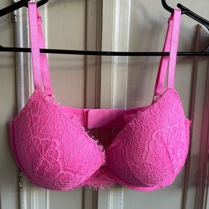 Lacy Pink Victoria Secret Pushup Bra